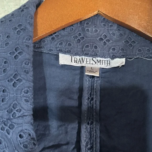 TravelSmith Navy Eyelet Notch-Lapel Blazer - Picture 2 of 7